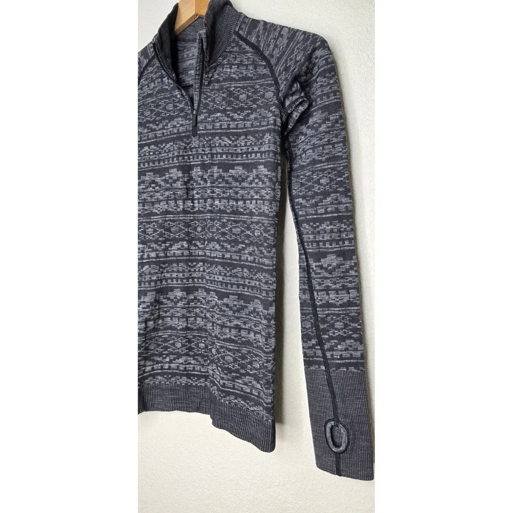 Lululemon Women 2 Rest Less 1/4 Zip Long Sleeve Grey Black Print Yoga Pilates